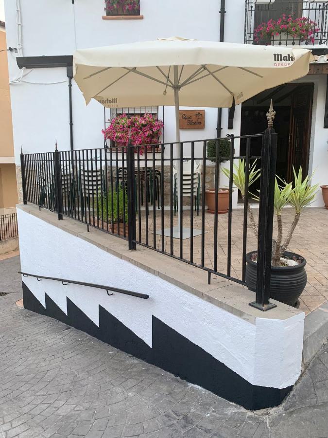 Casa Blanca Bed & Breakfast Castell De Castells Dış mekan fotoğraf