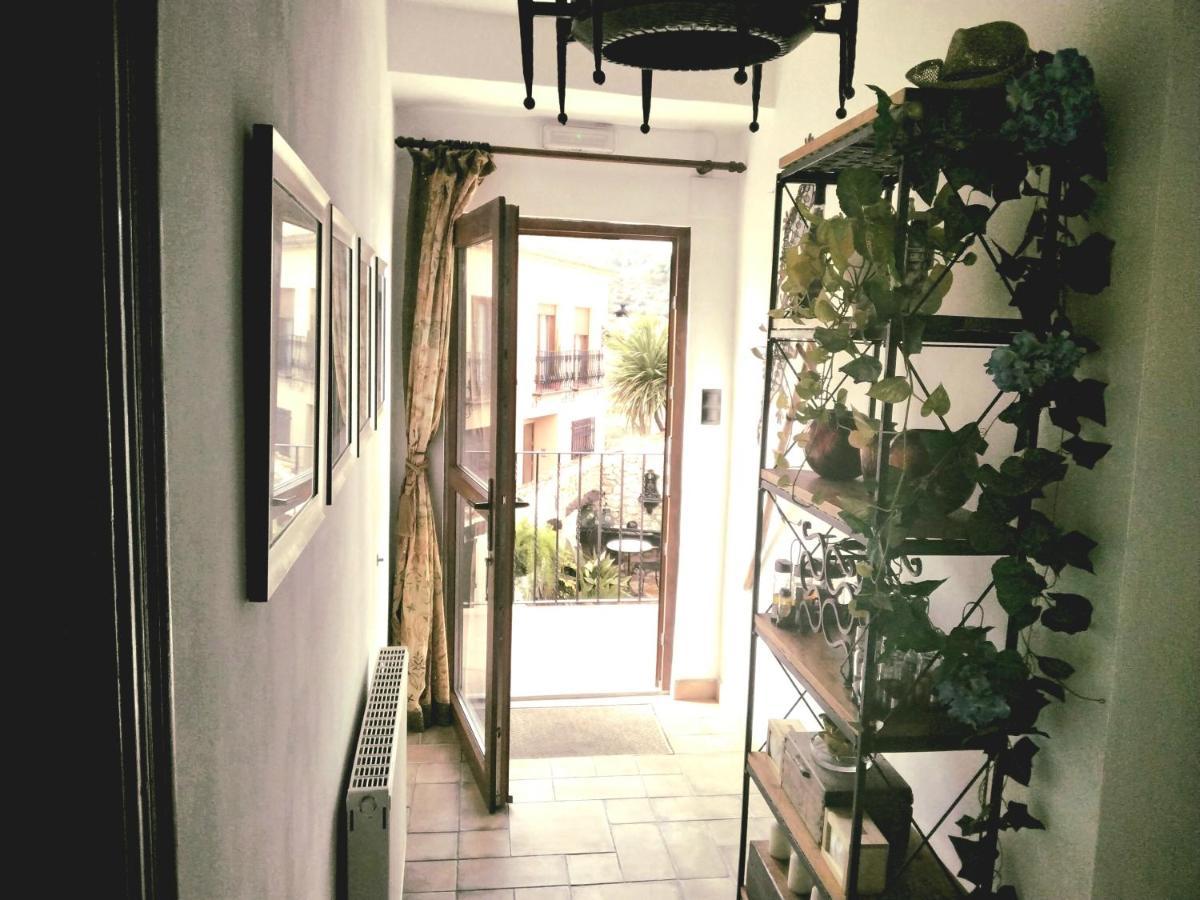 Casa Blanca Bed & Breakfast Castell De Castells Dış mekan fotoğraf
