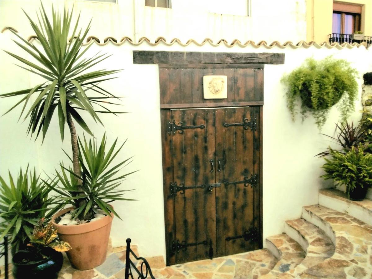 Casa Blanca Bed & Breakfast Castell De Castells Dış mekan fotoğraf